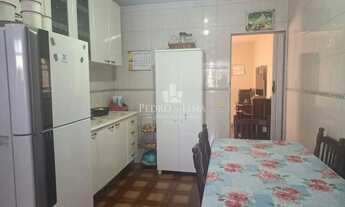 Imagem 2: Salão Comercial com moradia na sobreloja e nos fundos mais duas casa com 4 vagas de garage