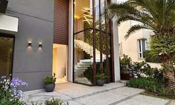 Imagem 3: Casa à venda em Santana de Parnaíba, Tamboré, com 5 suítes, com 630 m², Tamboré Dez