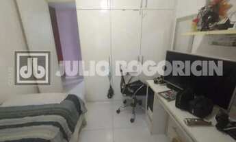 Imagem 5: BOTAFOGO - RUA DONA MARIANA - PRÉDIO COM INFRA TOTAL - PISCINA - SAUNA - PLAY - VARANDA