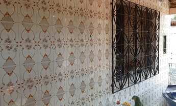 Imagem 5: Le com atenção vendo casa no centro