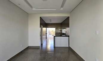 Imagem 4: Casa à venda com três quartos e gourmet completo no bairro Bela Vista