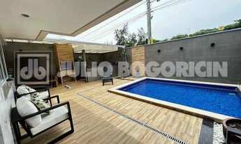 Imagem: JBRB695472 RECREIO CASA DUPLEX SÓTÃO 5QUARTOS