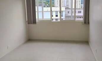 Imagem 2: Imóvel para aluguel possui 24 metros quadrados em Laranjeiras - Rio de Janeiro - RJ