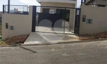 Imagem: Sobrado com 3 quartos à venda em Centro