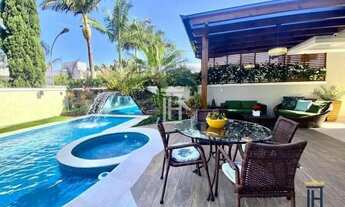 Imagem 2: Casa de Alto Padrão em Jurerê Internacional