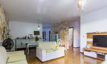 Imagem 4: PORTO ALEGRE - Casa Padrão - Três Figueiras