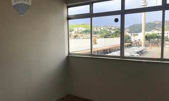 Imagem 3: Apartamento com 2 dormitórios para alugar, 60 m² por R$ 750,00/mês - Centro - Juiz de Fora