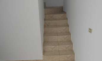 Imagem 4: Sobrado para Venda em Colombo, Monza, 3 dormitórios, 2 banheiros, 3 vagas