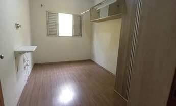 Imagem 3: Casa para venda possui 100 metros quadrados com 2 quartos em Jardim Quaresmeira - Suzano