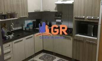 Imagem 5: Sobrado para Venda em Curitiba, Cidade Industrial, 2 dormitórios, 2 banheiros, 2 vagas