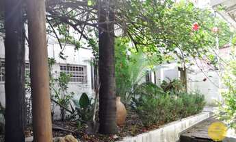 Imagem 2: Casa com 660m de conforto..