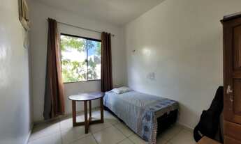 Imagem 7: Casa com 2 pavimentos, 4 quartos (1 suíte) no Condomínio Jardim Espanha