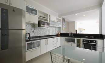 Imagem: CURITIBA - Casa Padrão - Xaxim