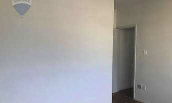 Imagem 7: Apartamento com 2 dormitórios para alugar, 60 m² por R$ 750,00/mês - Centro - Juiz de Fora