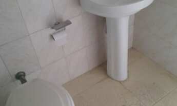 Imagem 7: Sala living 32m², sem mobilia, com garagem