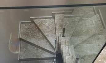 Imagem 2: Sobrado para venda possui 95 metros quadrados com 3 quartos em Centro - Diadema - SP