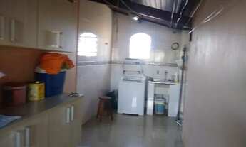 Imagem 2: Casa para aluguel com 202 metros quadrados com 4 quartos em Jardim Santa Maria - Jacareí