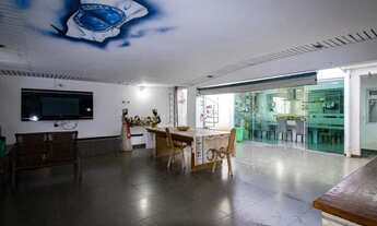 Imagem 5: OAlmeida, QSA 23, a melhor localização! Sobrado com 300m de área construída