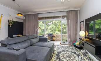 Imagem 3: Apartamento à venda Menino Deus com sacada modernizado e sol 98m 2 dormitórios vaga