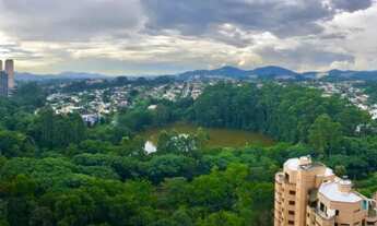 Imagem 2: Apartamento para venda tem 196 metros quadrados com 3 quartos