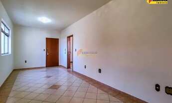 Imagem 2: Apartamento para aluguel, 3 quartos, 1 suíte, 1 vaga, Santo Antônio - Divinópolis/MG