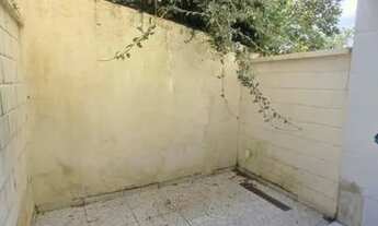 Imagem 3: Casa de condomínio sobrado para aluguel tem 90 metros quadrados com 2 quartos