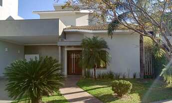 Imagem 2: Casa de condomínio para aluguel tem 250 metros quadrados com 3 quartos