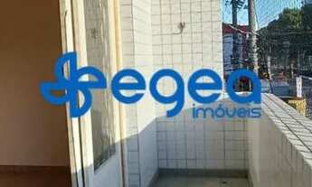 Imagem 2: Santos Vila Mathias Apartamento de Frente com varanda andar baixo 02 dorms. Garagem demarc