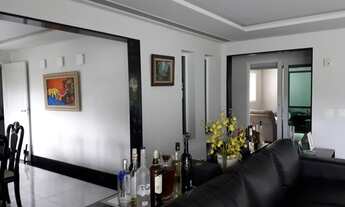 Imagem 5: Casa de condomínio para venda possui 500 metros quadrados com 5 quartos