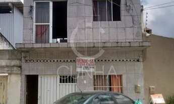 Imagem 2: Casa na Santa Lúcia, com 4 quartos