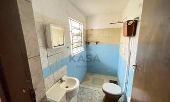 Imagem 7: Casa de alvenaria de 02 dormitórios, sala, cozinha, banheiro, área, entrada para carro. &l