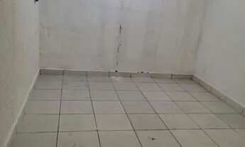 Imagem 4: Sobrado com 2 dormitórios sendo 2 suítes 2 vagas sala cozinha e quintal , próximo do hosp