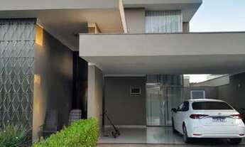 Imagem 3: Casa de condomínio térrea para venda tem 450 metros quadrados com 4 quartos