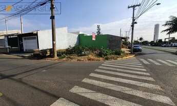 Imagem: Terreno de esquina com 126,50 m² em Avenida