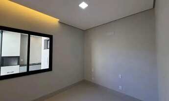 Imagem 3: Casa para venda no condomínio Villa Segura