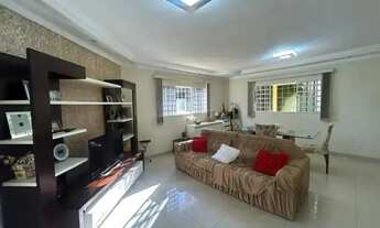 Imagem 7: Térrea para venda possui 800 metros quadrados com 4 quartos