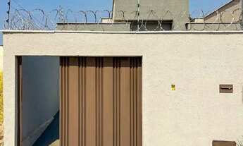 Imagem 2: Casa de 98m² com 3 quartos, 2 vagas de garagem varanda gourmet localizada no Setor Oriente