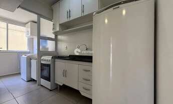 Imagem 4: Apartamento 2 Quartos, Semimobiliado, com Garagem e Sacada com Churrasqueira