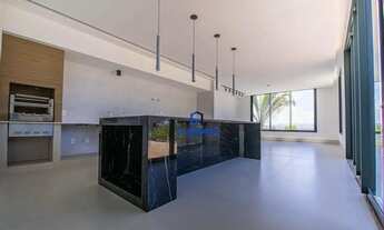 Imagem 6: Imóvel para venda possui 550 metros quadrados com 4 quartos