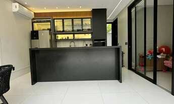 Imagem 5: Sobrado para aluguel tem 312 metros quadrados com 5 quartos