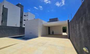 Imagem: CASA TÉRREA - Quintal, ampla sala, 3 suítes