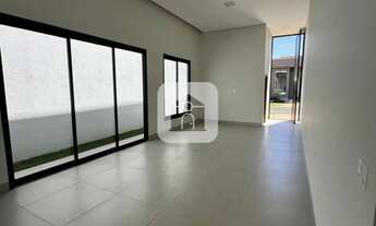 Imagem 2: Casa no condomínio Reserva dos Ipês para venda