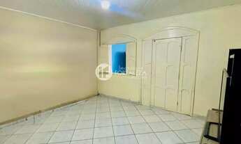 Imagem 6: Imóvel para venda tem 195 metros quadrados com 3 quartos em Conjunto Manoel Julião - Rio B