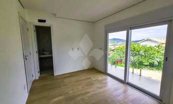 Imagem 7: Sobrado com 3 suítes no bairro ferraz em Garopaba - SC