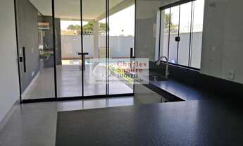 Imagem 2: Casa para Venda em Aparecida de Goiânia, Vila Mariana, 3 dormitórios, 3 suítes, 5 banheiro