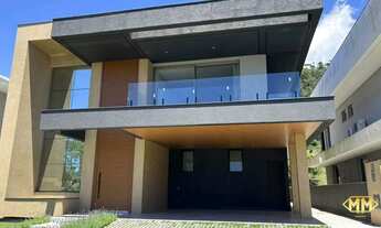 Imagem: Casa de Alto Padrão em Condomínio na Praia