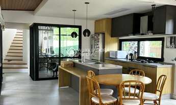 Imagem 5: Casa à venda no Condomínio Village das Alamandas - Conforto, Elegância e Segurança