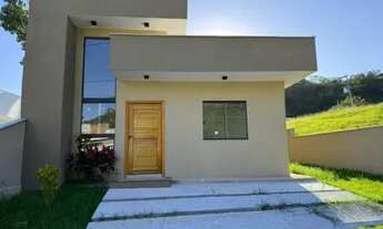 Imagem: Vendo casa com 3 quartos dentro de condomínio