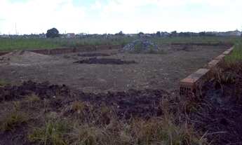 Imagem 2: Lote murado e aterrado no Trêvo do Francês