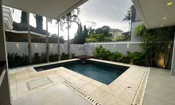 Imagem 4: Oportunidade - Casa em Condomínio - Residencial Altos da Serra V - Urbanova - 5 Suítes - 4